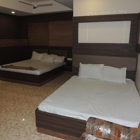 Gate Way Rooms Chennai Zewnętrze zdjęcie